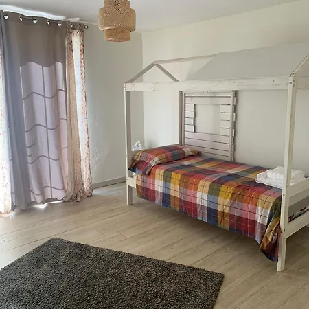 Aloha Con Piscina Triquivijate